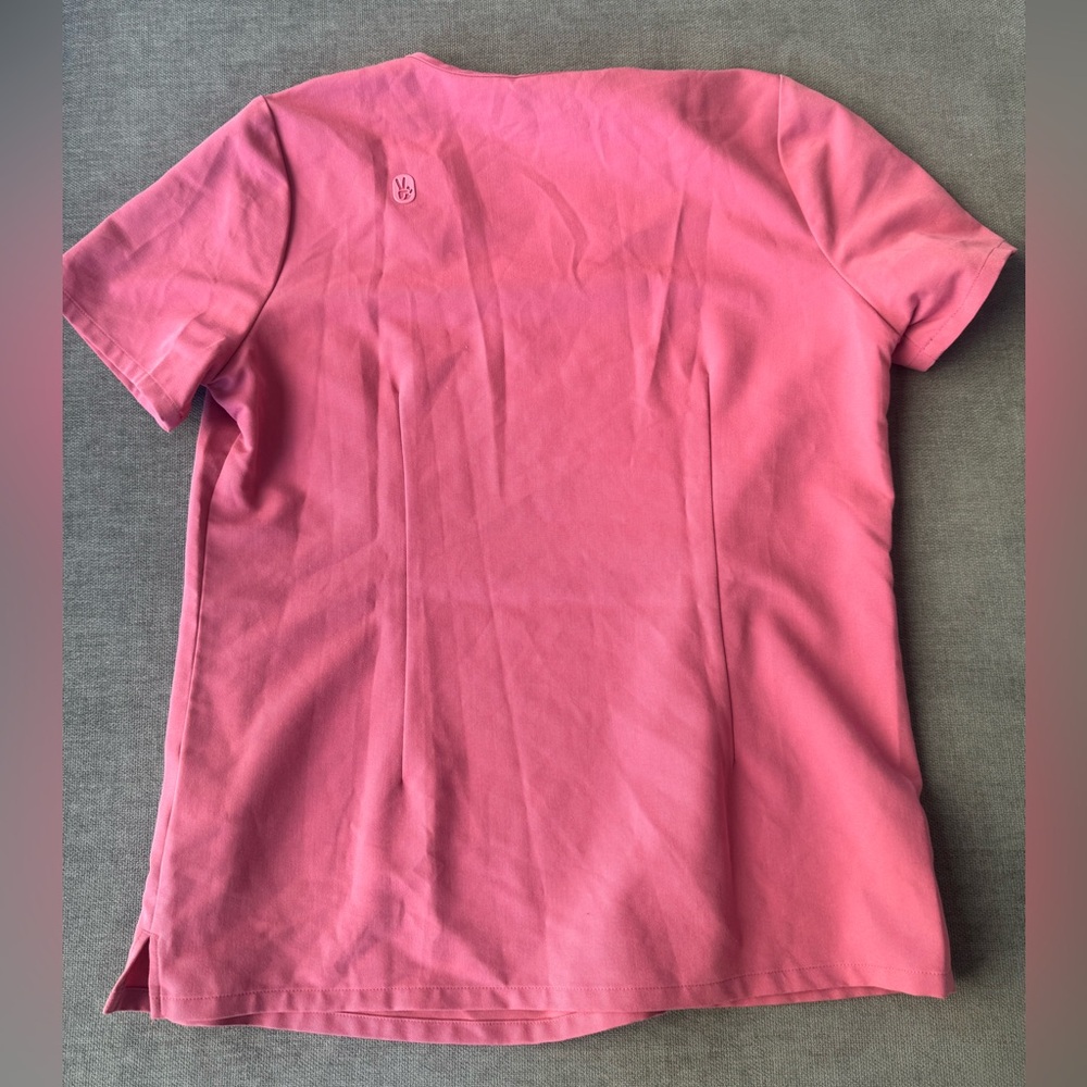 FIGS Women's Pink V-Neck Scrub Top - Picture 2 of 2